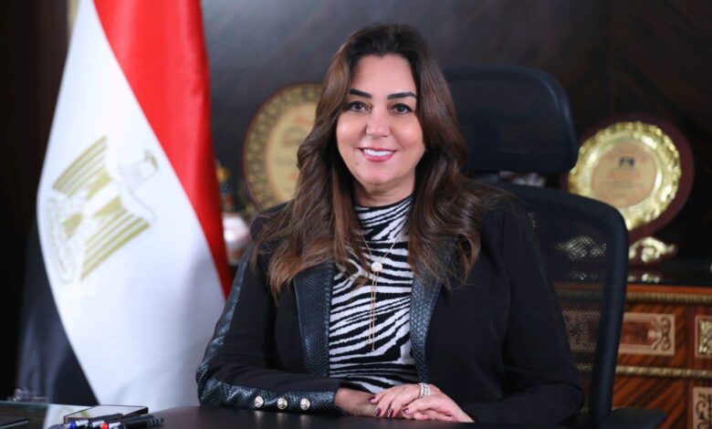 منال عوض-تتابع ملفات التصالح على مخالفات البناء وتقييم القيادات بالمحافظات