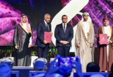 "الشربيني" يصل إلى مسقط ويشارك في افتتاح معرض عمان العقاري