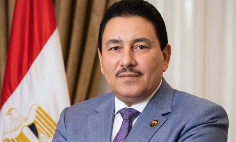 عمال شركات «إبراهيم خليفة» يعلنون تضامنهم الكامل مع المرشح ويجددون دعمهم له