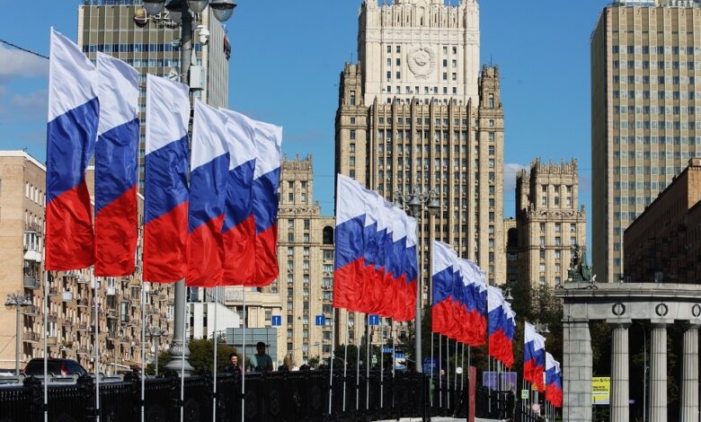 موسكو: اقتصاد أوروبا خسر 1.6 تريليون يورو بسبب العقوبات على روسيا