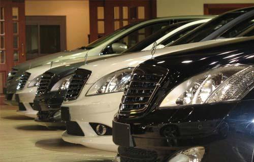 غرفة القاهرة تبحث مقترحات نقل معارض السيارات خارج الكتلة السكنية