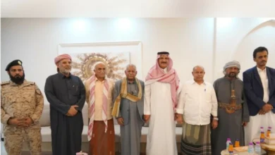 وفد عسكري سعودي–إماراتي يصل عدن لبحث إنهاء التصعيد في اليمن