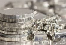 من القمة إلى السقوط الحر.. الفضة تخسر أكثر من 30% في يوم واحد