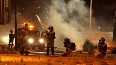 قوات الاحتلال الإسرائيلي تحتجز مصلين داخل مسجد في كفر نعمة غرب رام الله