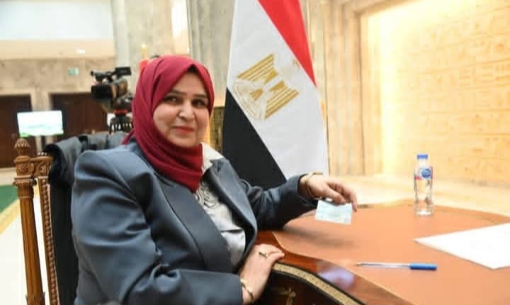 «الخبر 24» يهنئ النائبة الدكتورة أسماء حجازي بمناسبة استلامها كارنيه عضوية مجلس النواب