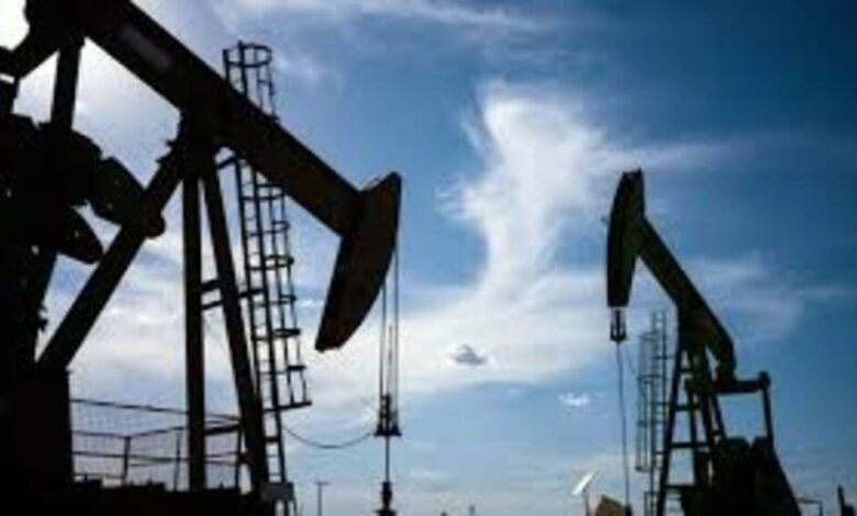 أسعار النفط تستقر مع انحسار المخاوف بشأن إيران