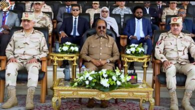 مصر تعزز حضورها الإفريقي.. استعراض قوة للقوات المشاركة في دعم الصومال