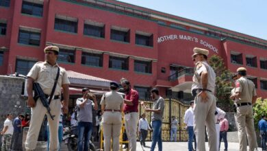 نيودلهي.. تهديدات إلكترونية بوجود قنابل في ثلاث مدارس وإجلاء الطلاب احترازياً