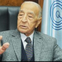 رحيل شيخ الإذاعيين.. فهمي عمر مسيرة مهنية صنعت تاريخ الإذاعة المصرية