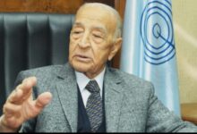 رحيل شيخ الإذاعيين.. فهمي عمر مسيرة مهنية صنعت تاريخ الإذاعة المصرية