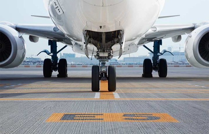 إغلاقات جوية في الشرق الأوسط وتعليق رحلات عالمية بعد الضربات على إيران