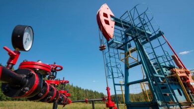 "بنك أوف أمريكا" يوصي ببيع النفط مع ارتفاع الأسعار العالمية