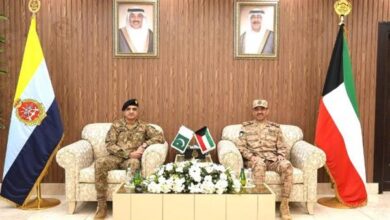 رئيس الأركان الكويتي يبحث تعزيز التعاون العسكري مع مدير عمليات الجيش الباكستاني