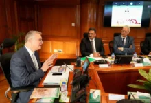 الحكومة تعلن إقامة صناعات لتعظيم القيمة المضافة للفوسفات بشراكات وطنية ودولية