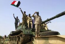 الجيش السوداني يشن هجومًا جويًا واسعًا على مواقع الدعم السريع في النيل الأزرق