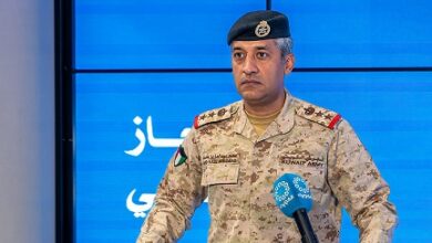 الدفاع الكويتية: وفاة مقيم هندي وإصابة آخرين جراء الصواريخ الباليستية المعادية