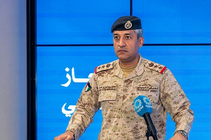 الدفاع الكويتية: وفاة مقيم هندي وإصابة آخرين جراء الصواريخ الباليستية المعادية