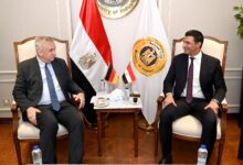 وزير الصناعة يبحث مع سفير ألمانيا تعزيز الاستثمارات الصناعية وتنظيم بعثة للشركات الألمانية إلى مصر