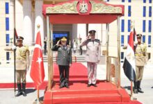 رئيس أركان القوات المسلحة يبحث مع نظيره التركي تعزيز التعاون العسكري بين البلدين