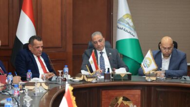«حماة الوطن» بالجيزة يناقش مع المحافظ أبرز المشكلات الخدمية.. واستجابة فورية لطلبات النواب