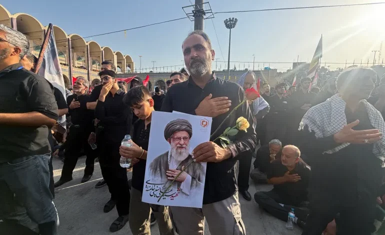 تشييع حاشد لخامنئي في طهران وسط حضور جماهيري واسع