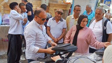 أهلاً مدارس» في أجا.. وائل الشربيني يفتتح معرضًا للمستلزمات الدراسية بأسعار مخفضة ومجانًا